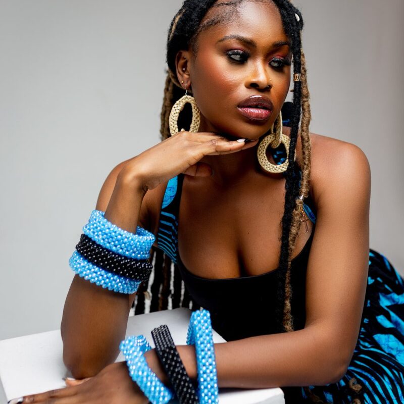 Awan Beaded Bangle - Blue